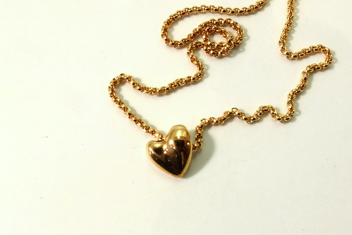 Heart necklace in gold
