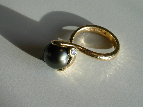 Custom made wedding ring