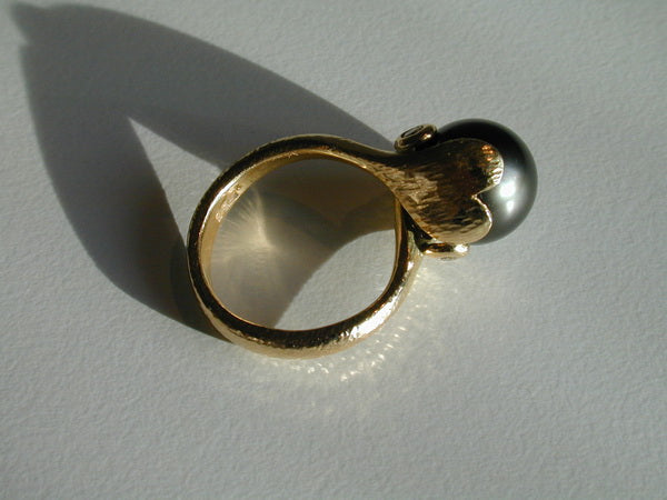 Custom made wedding ring